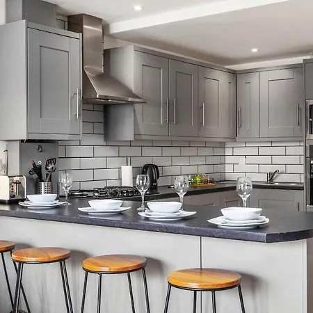 Boutique Abode - Sleeps 6-parking &garden Apartamento *